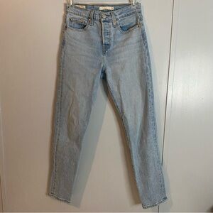 LEVI’S Light Blue Wedgie Iconic Fit Jeans Size 25